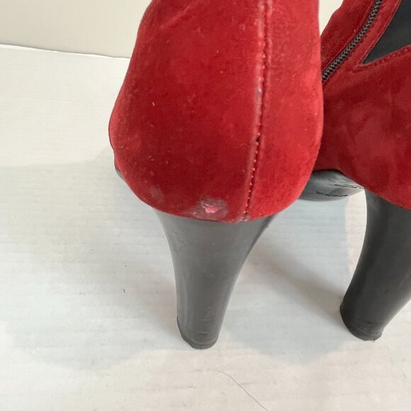 Women's Aquatalia Red Suede Heeled Bootie, Size 38.5 EU - Picture 8 of 15